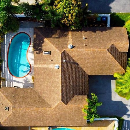 Kendall Keys Oasis Home W/ Pool, Theater & Arcade Miami Exteriör bild